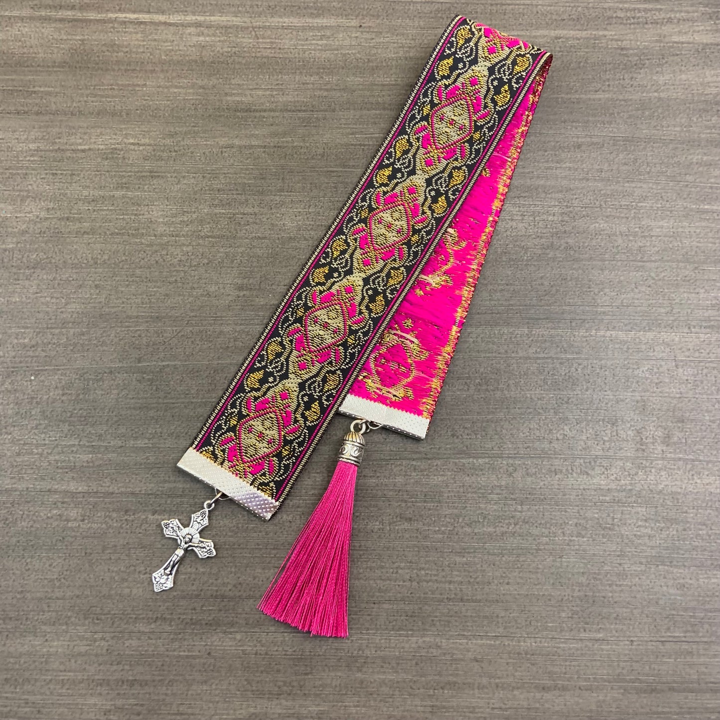 12” Ribbon Bookmark, woven gold and fuchsia pattern